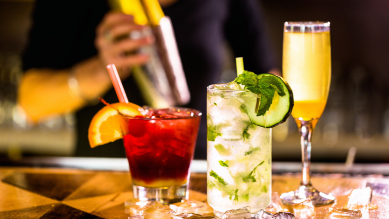 Mixology Masters: Bowling Green's Best Craft Cocktail Destinations | Crye-Leike Executive Realty