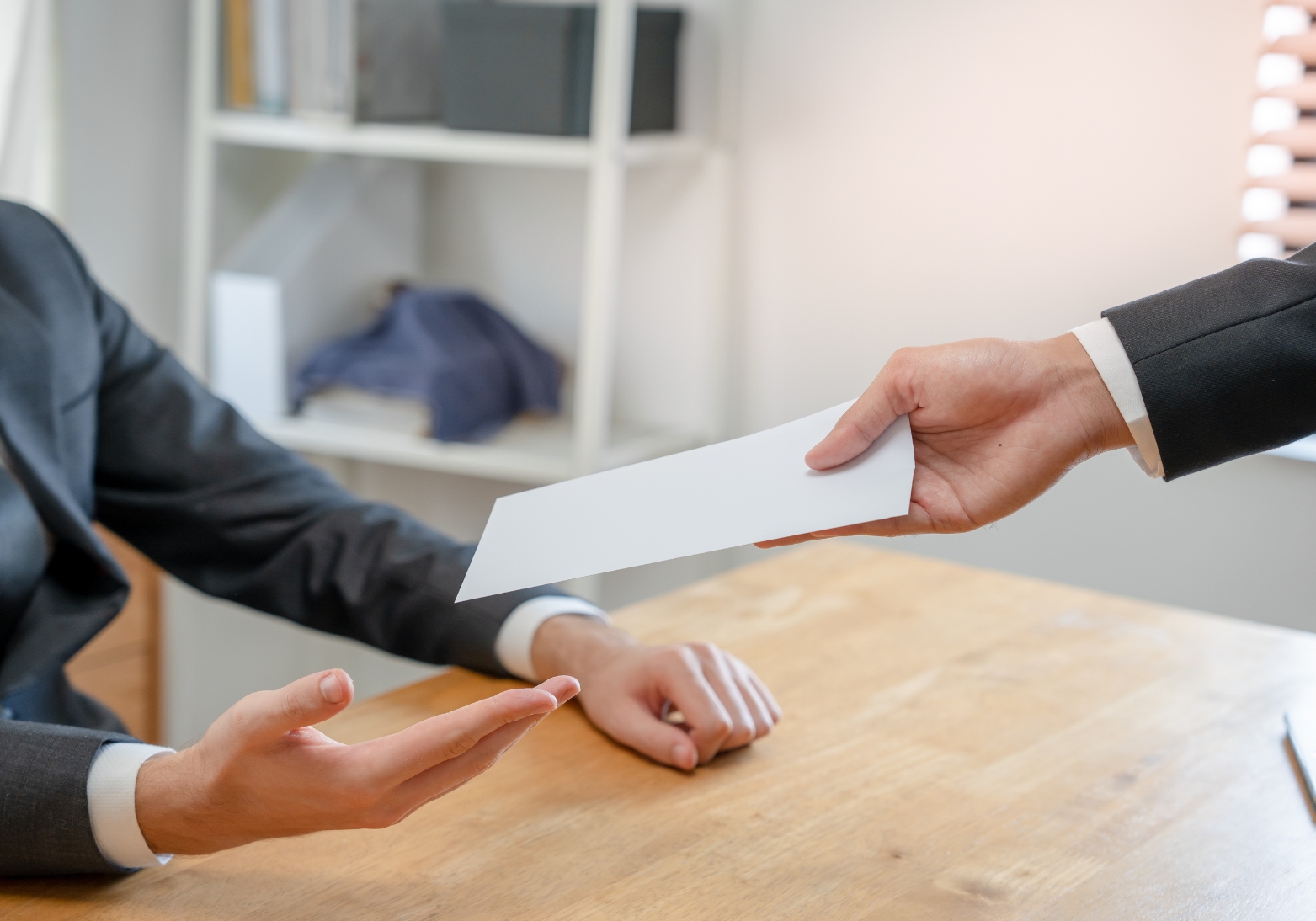 Descriptive alt text